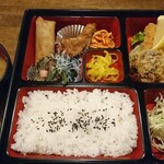 いろり海鮮にんにく屋 - 