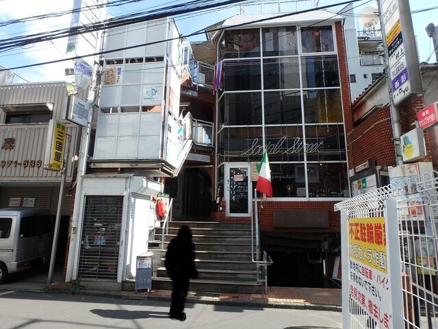 酒とカレー 百人町スプーン 大久保 カレーライス 食べログ