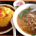 台湾料理　福祥居 - ランチセット 麺と丼 650円