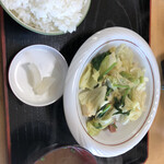 お食事処 まなつ - 野菜炒め　¥500-
