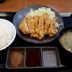 からやま  - 唐揚げ定食