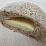 ペロット - くるみカマンベールパン