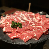 馬桜 銀座通り店 - 馬すき焼き肉