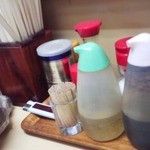 幸軒 - 卓上調味料