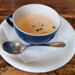 Brasserie Le Poireau - ニンジンのスープ