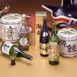 淡麗辛口な土佐酒、芳醇な土佐焼酎をご用意いたしております!!