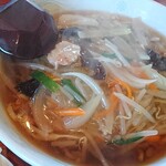 横浜ラーメン - これがサンマーメンです。きょうもやっぱりサンマーメン派のお客さんは多かったですね。ラーメン派もいらっしゃいました。ギョーザもチャーハンも人気商品です。次回は何食べよっかな？ワクワク～♪