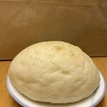 マダムルージュ - ハイジの白パン