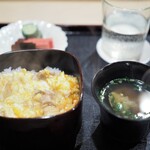 津の守坂 小柴 - 名古屋コーチンの親子丼