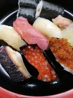 Sushikoku - サッとひいた煮切り、好きです
