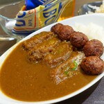 バラ - 2019年11月　アスパラカツカレーTPミンチボールご飯大盛り辛口ルー追加【700+120+100円】大根サラダ【100円】