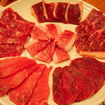 焼肉　わ - こんな感じの盛り合わせです