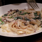 クレメンティア - キノコのクリームフィットチーネ。
