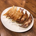 餃子製造直販 餃山堂 - GYOZA