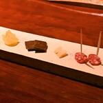 バー ル・サロン - チャーム