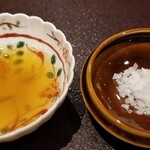 馳走 啐啄一十  - 薬味:30年間継ぎ足しのポン酢、塩(地中海キプロス産)