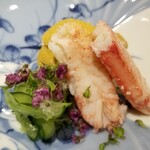 馳走 啐啄一十  - (01)毛蟹(北海道噴火湾産)
      産卵期は晩秋～晩冬、旬は2回あり、その一つの晩秋～晩冬は冬の親の毛蟹らしい強めの旨みが楽しめます。