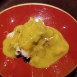 馳走 啐啄一十  - (03)ほぐし毛蟹、毛蟹の蟹味噌と北紫雲丹のミックスソース掛け
      蟹味噌の甘いほろ苦さに北紫雲丹の商品で澄んだ甘さと旨みが重なりあい豊潤な味わいに
      冬の親の毛蟹らしい強めの旨みをより美味しく頂きました