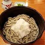 明月庵 ぎんざ 田中屋 - 多めの辛み大根。つまみにもなります。