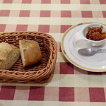 サラマンジェ ド イザシ ワキサカ - パン、オレンジジャム