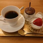 エペ クープ - デザートと珈琲