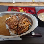 Butafuku - カレー豚丼（９６０円）