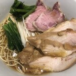 ラーメン 宮郎 - 千葉県産食材の中華蕎麦+鶏増し