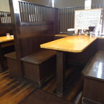 Ramen Oozakura - テーブル