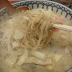 まるしん - 丸い断面の中太麺