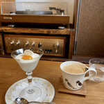 Cafe swallow - 