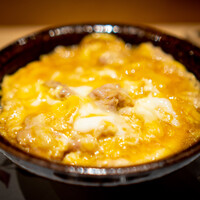 南青山 七鳥目 - 松風地鶏の親子丼