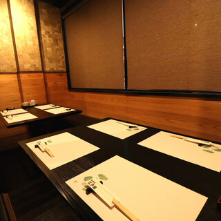 【2階】上品な雰囲気漂う半個室。取引先様との接待にぜひ。