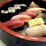 Sushidokorotoujiyou - にぎり 中 1260円