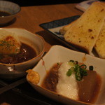 煮込みと惣菜 かん乃 - 牛スジ角煮ガーリックトースト