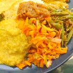 ロイヤルグリーン レストランアンドバー - 日替わりのカキカレー(ダルカレー他)