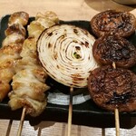 Sumiyaki Masa - ぼんじり、とり皮、玉ねぎ、椎茸