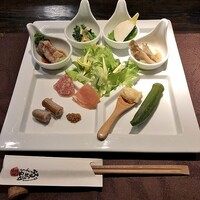 道頓堀 てっぱん豊島家 - 前菜10種盛り合わせ