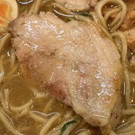 麺創 なな家 - ・ぴあ企画品 新時代ラーメン
      ・煮干豚骨ラーメン蕎麦 1000円
      ・トッピングデラックスDX 350円