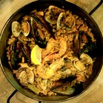 エルカンポ - 定番のパエリア