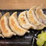 Nikujirugyouza No Dandadan - 肉汁焼餃子６個