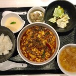 覇王 - 本格麻婆豆腐セット　1,000円