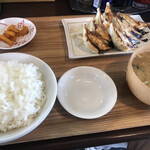 丸福餃子 - 