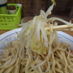 ラーメン二郎 - もやしも旨い