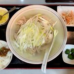 府城 - 鶏麺セット ¥655 の鶏麺