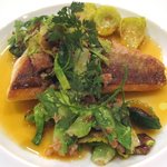 アルピーノ - (09/3)ホウボウのソテーを甲殻類のブイヤベース風ソースで