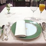 アルピーノ - (09/3)ディナーのセッティング