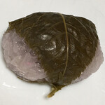 お城 森八 - 桜餅