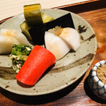 御料理 無窮 - 赤出汁　ナメコ　香の物