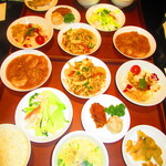 黄鶴 - ２人のランチ小皿定食　２８００円（税込）【２０２０年２月】