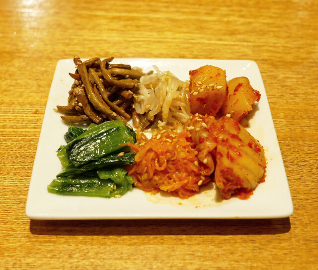 和牛焼肉 牛WAKA丸 新橋店 image